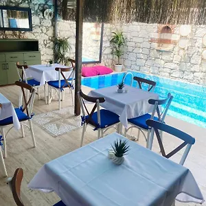 Otel Pan Alaçatı, Ildır